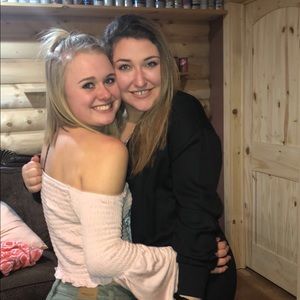 Meet your Posher, Lauren